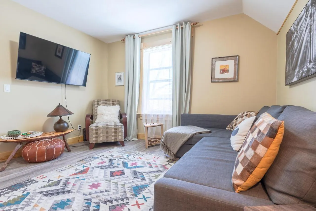 Apartment Craftsman'S Loft - Heritage Charm - Ac - 5 Min Dt Calgary